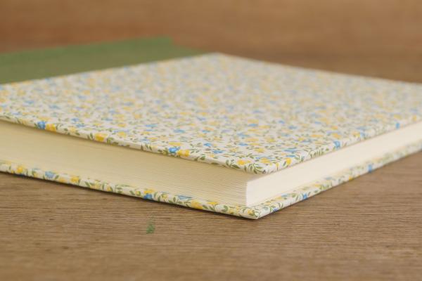 Fotoalbum Blütenmotiv, "Gigi", blau - gelbes Fotoalbum